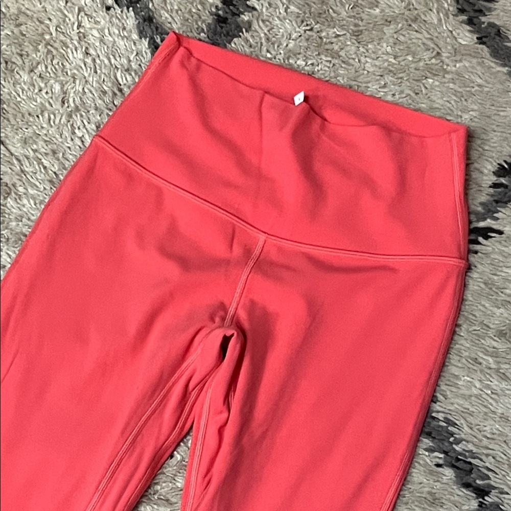 EUC lululemon Corral Align™ High-Rise Pant 28 - Picture 3 of 11